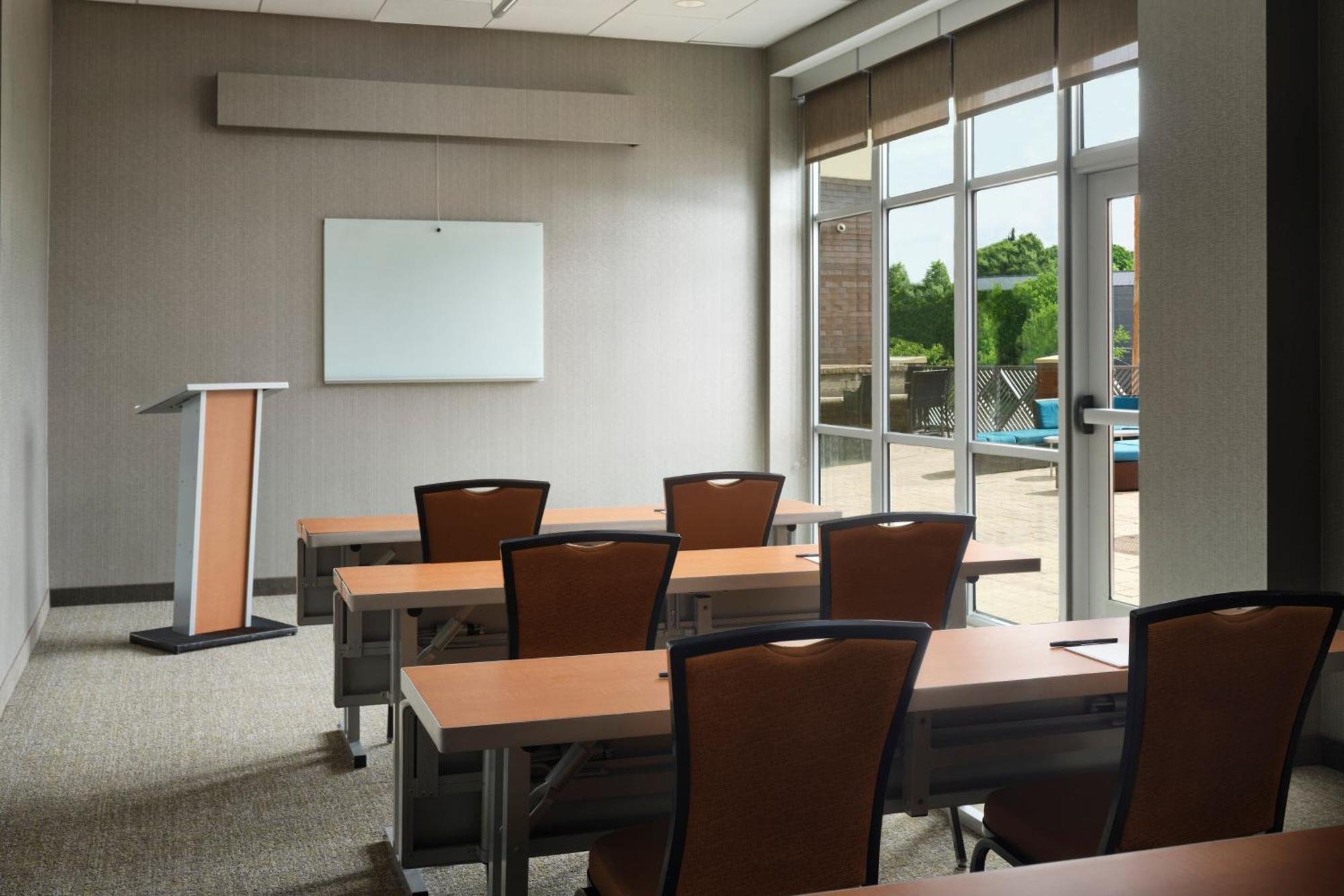 Springhill Suites By Marriott Pittsburgh Mt. Lebanon Εξωτερικό φωτογραφία